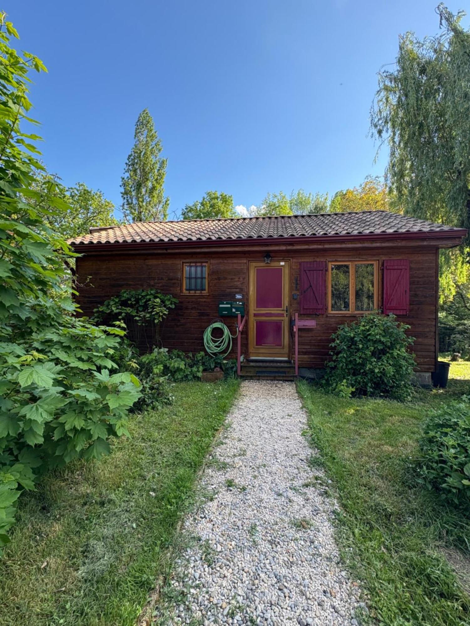 Willa Chez Mamie LʼIsle-Jourdain Zewnętrze zdjęcie